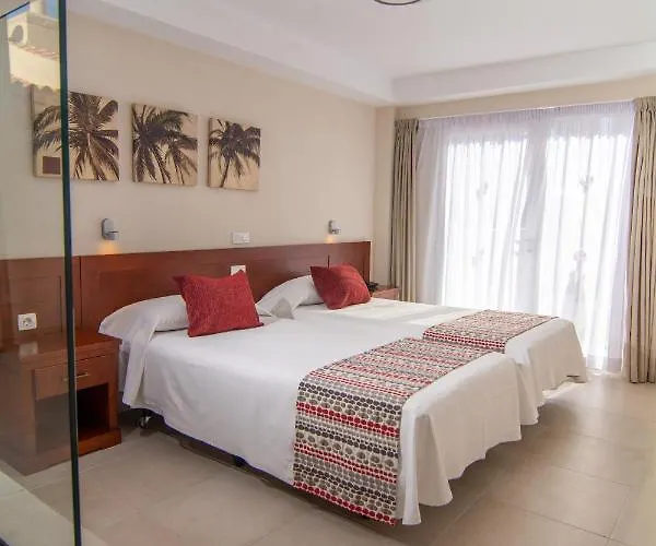 Vista Sur Aparthotel 4*